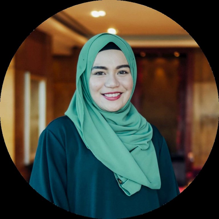 Testimonial-Lady-Hanifah-3x.png