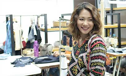 Australia Global Alumna brings Filipino textile and crafts to Australia Image