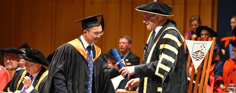 Kent-Grad-2.jpg