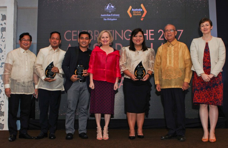 img excellence award banner.jpg